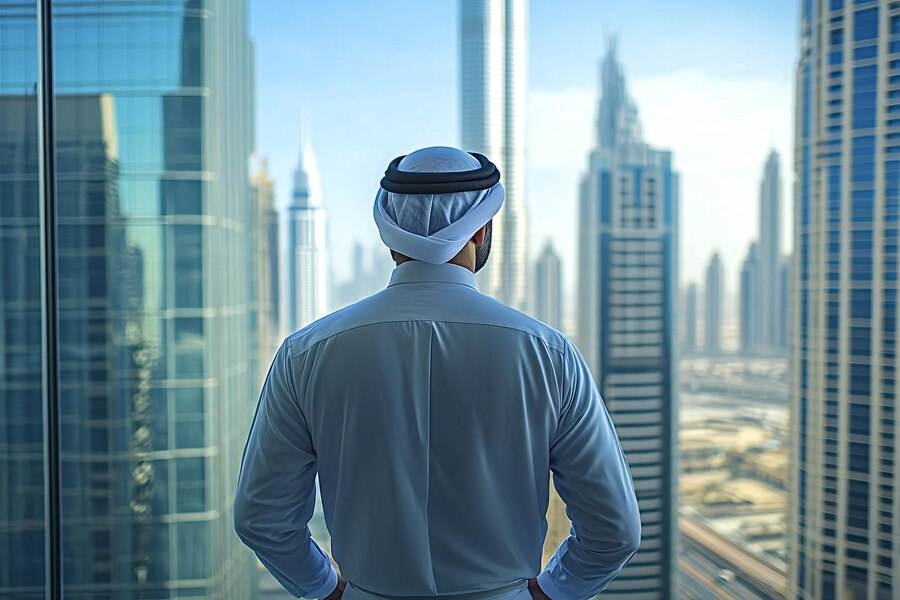 قيادة تطل على أفق المدينة